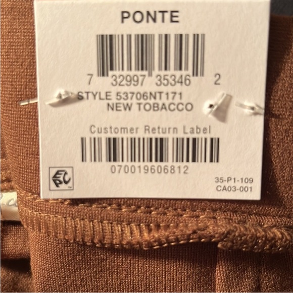 Style & Co Plus Size Beige Seamed Front Ponte Stretch Leggings - Picture 5 of 6